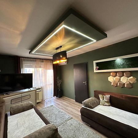 Mox Downtown Apartman Debrecen Exterior photo
